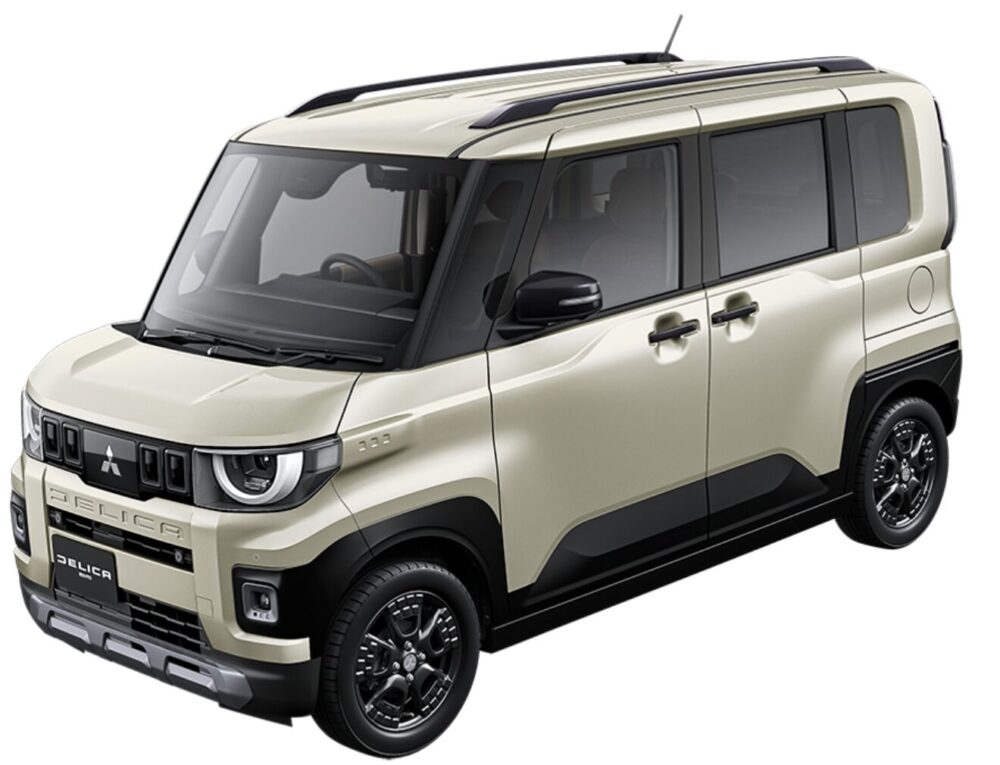 DELICA MINI ナチュラルアイボリーメタリック